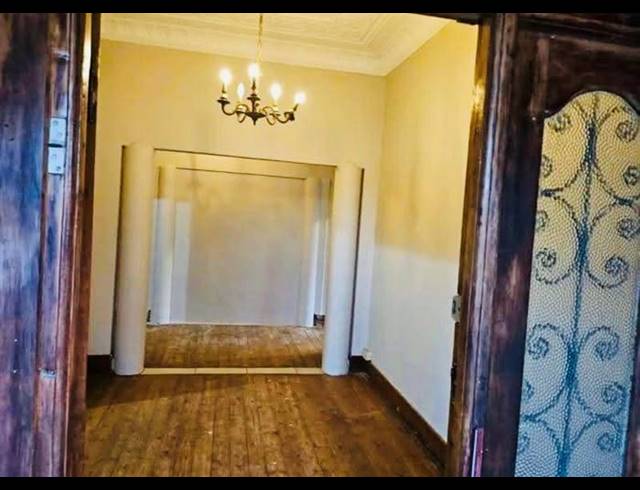 2 BEDROOM PROPERTY TO RENT IN KENSINGTON